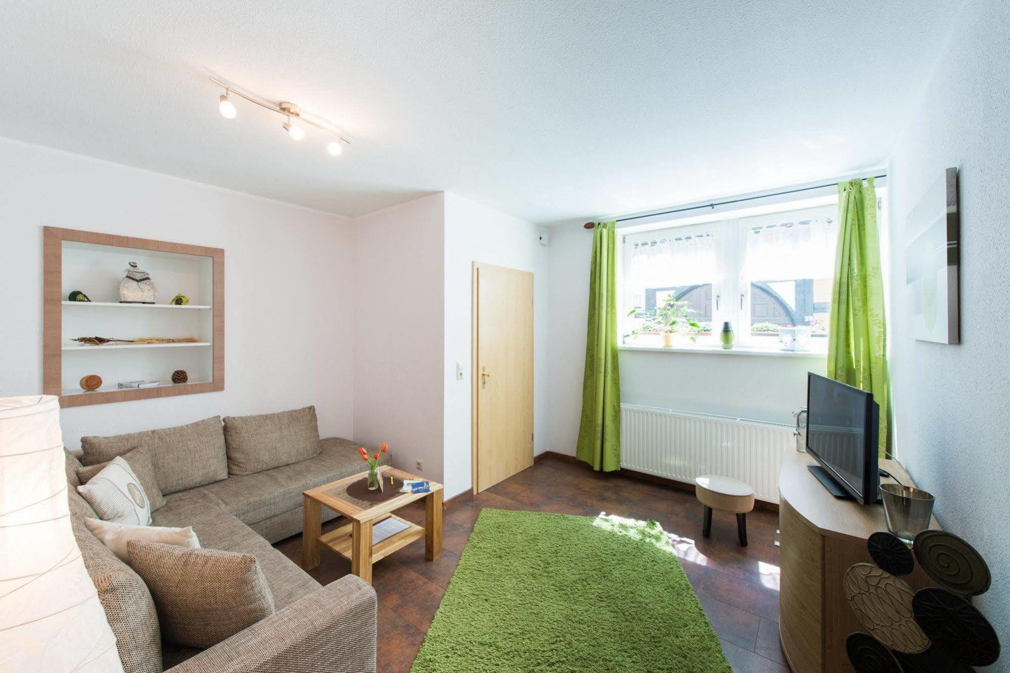 Apartmenthaus Im Stieg Quedlinburg Exterior foto